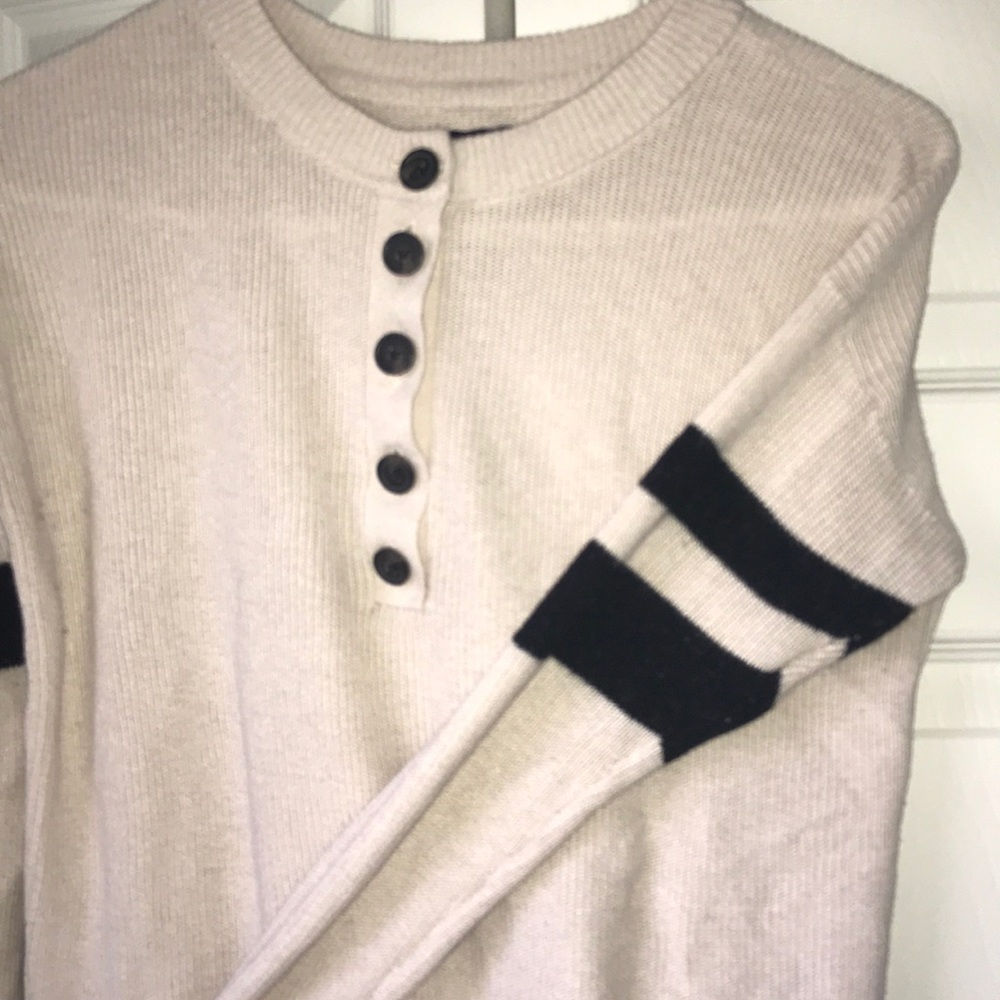 Button up Sweater!! - Picture 4 of 6